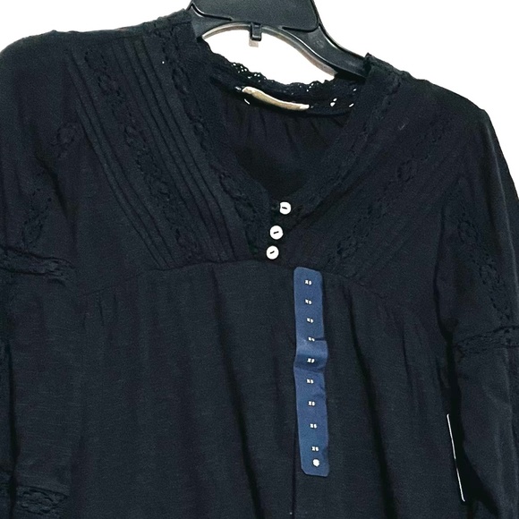 Lucky Brand Black Lace Long Sleeve Peasant Top - Picture 12 of 13